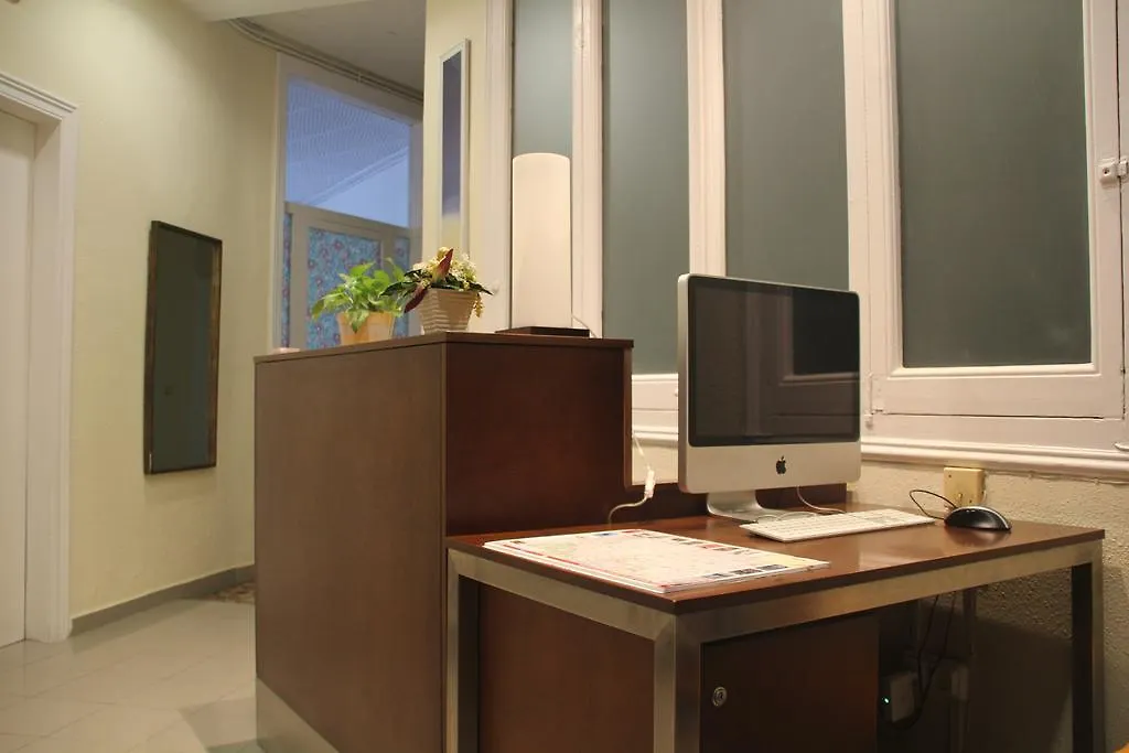Guest house Hostal Eixample Barcelona