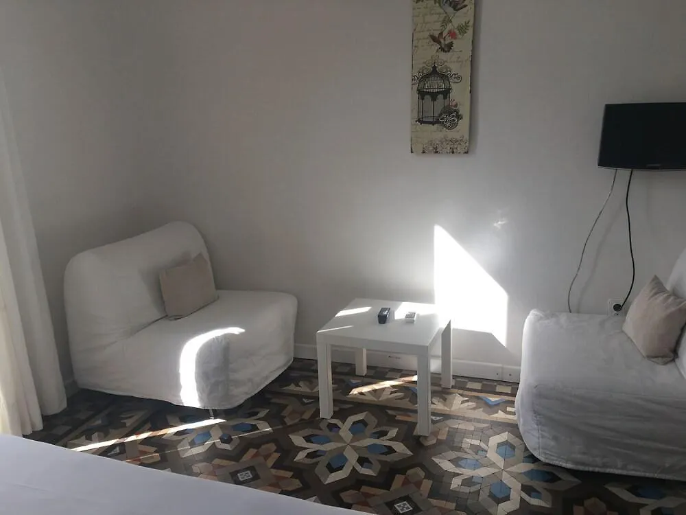 Hostal Eixample Barcelona 2*,