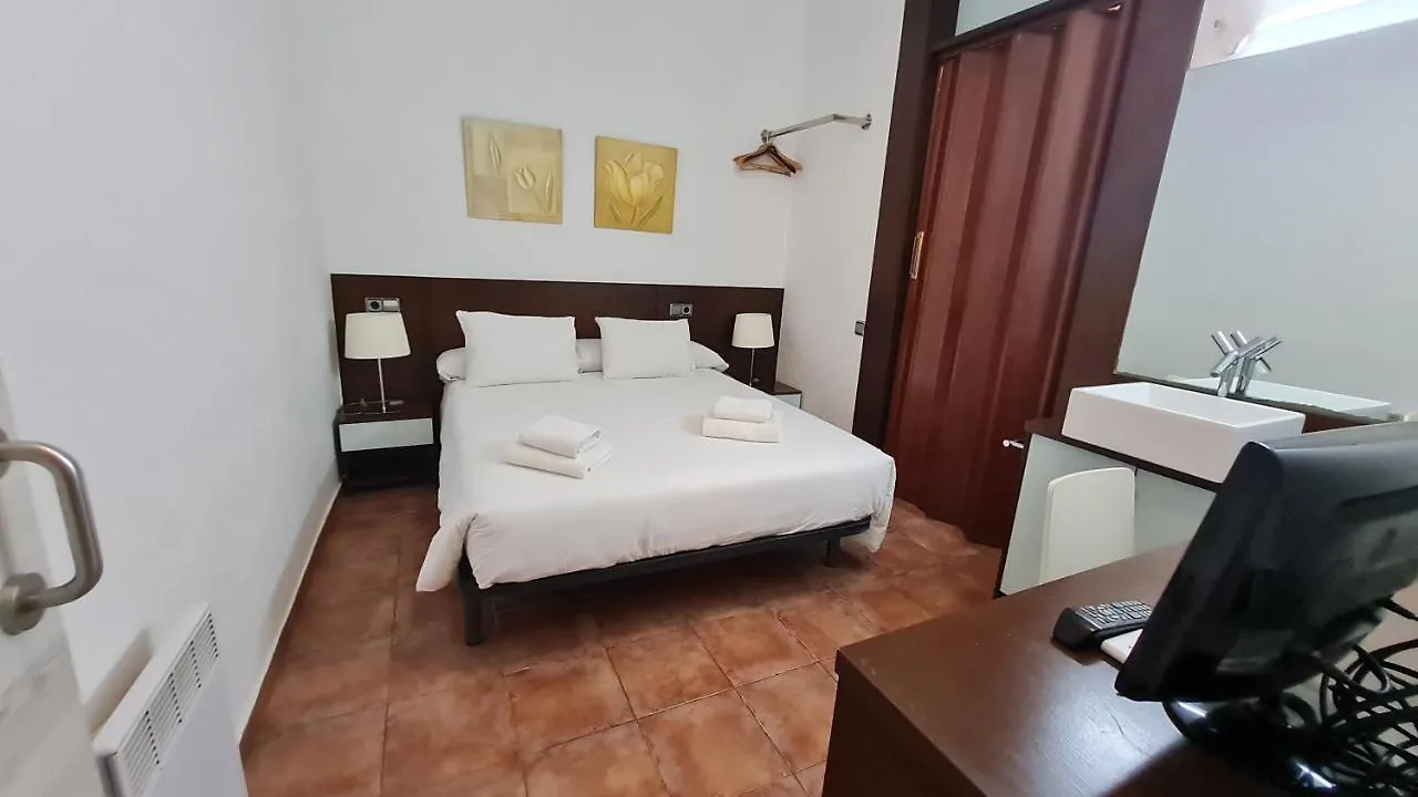 ** Konukevi Hostal Eixample Otel Barselona İspanya