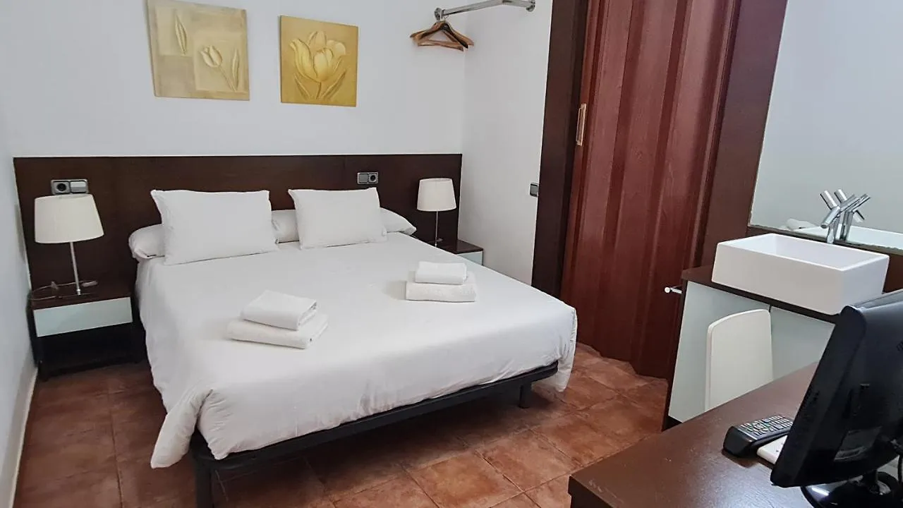 ** Konukevi Hostal Eixample Otel Barselona İspanya