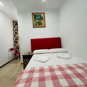 Granvia 628 Ostello
